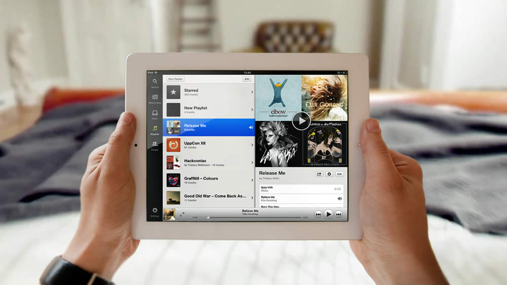 Spotify es un buen ejemplo de aplicación que ha sido bien diseñada en su versión de tablet